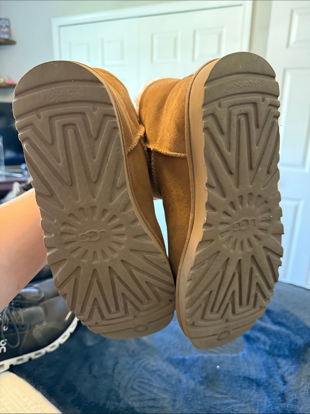 UGG Short Suede Boot with Shearling Cuff in Chestnut - Picture 4 of 6